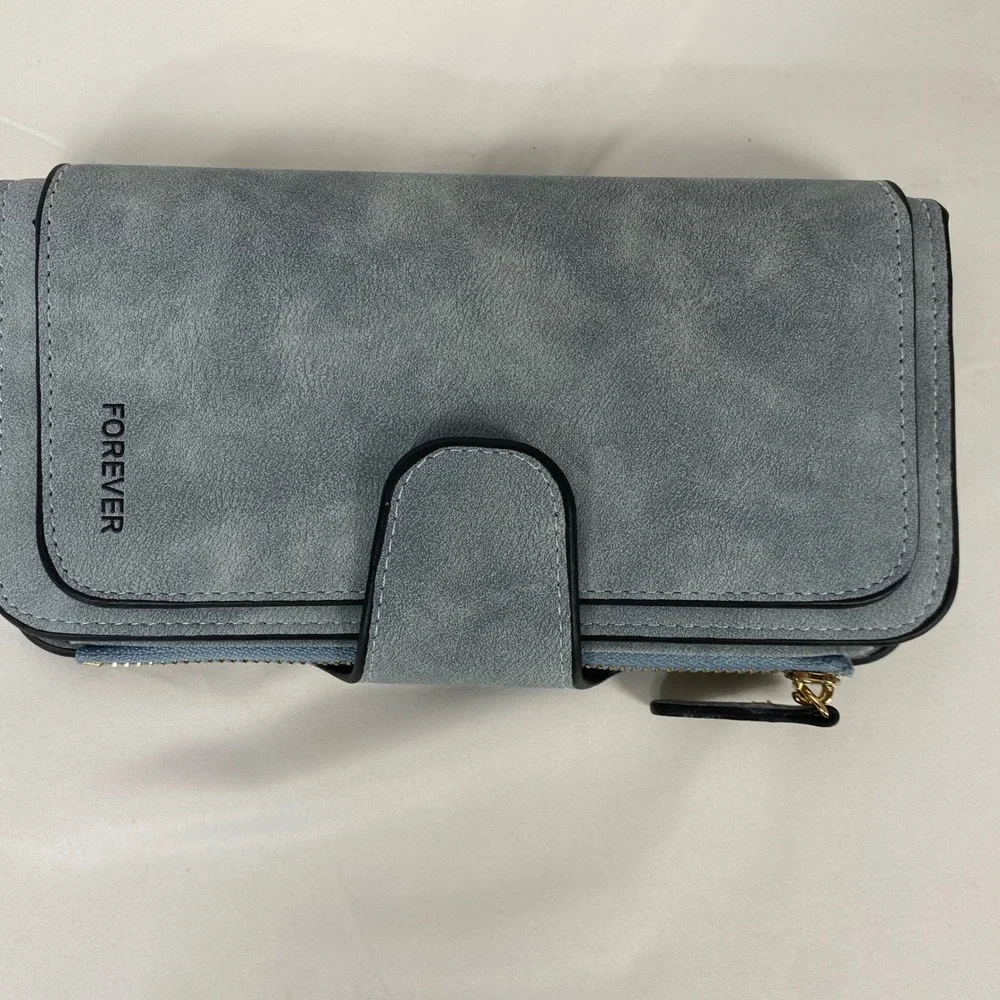Womens Wallet Blue Faux Suede Bifold Zip Around Multi Card Holder ID Window NWT‎